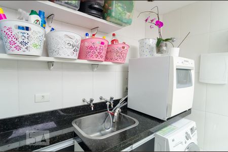 Casa de condomínio para alugar com 200m², 3 quartos e 3 vagasLavanderia