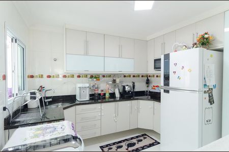 Casa de condomínio para alugar com 200m², 3 quartos e 3 vagasCozinha