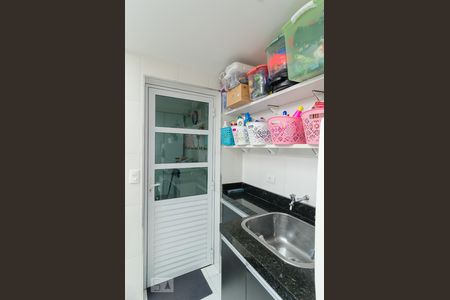 Casa de condomínio para alugar com 200m², 3 quartos e 3 vagasLavanderia