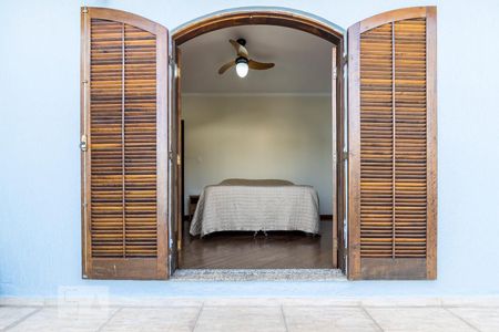 Casa à venda com 240m², 3 quartos e 2 vagasVaranda da Suíte 1