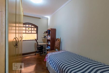 Casa à venda com 240m², 3 quartos e 2 vagasSuíte 3
