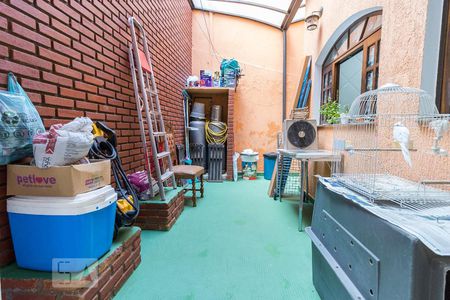 Casa à venda com 240m², 3 quartos e 2 vagasQuintal