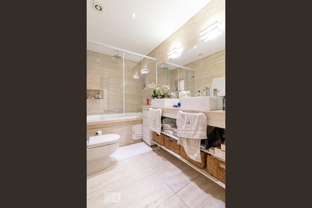 Casa para alugar com 170m², 3 quartos e sem vaga Casa para alugar com 170m², 3 quartos e sem vagaBanheiro