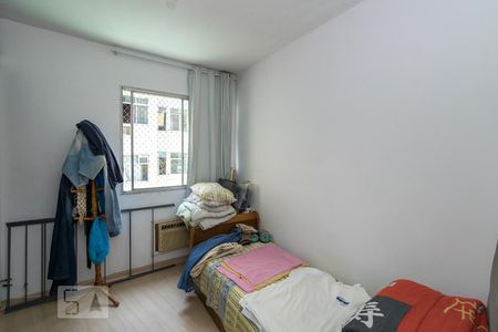Quarto 2 de apartamento à venda com 2 quartos, 57m² em Olaria, Rio de Janeiro