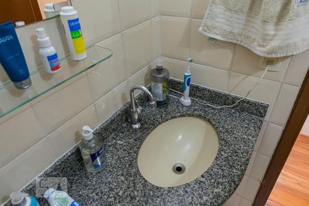 Apartamento para alugar com 48m², 2 quartos e 1 vagaBanheiro