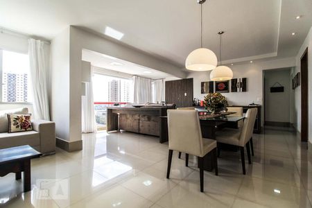 Salas de apartamento para alugar com 3 quartos, 117m² em Setor Bueno, Goiânia