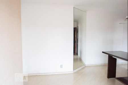 Sala de apartamento para alugar com 2 quartos, 51m² em Vila Bertioga, São Paulo