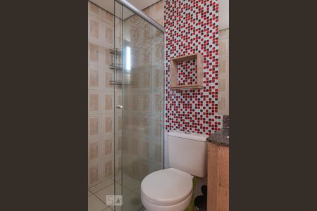 Banheiro suíte de apartamento para alugar com 2 quartos, 55m² em Bosque da Saúde, São Paulo