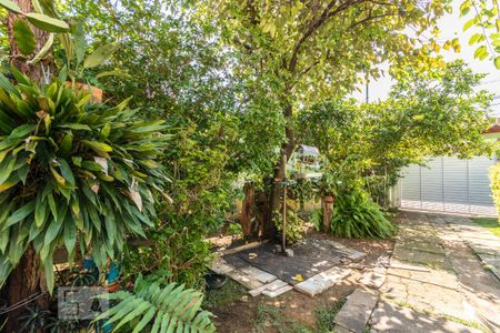 Casa à venda com 500m², 4 quartos e 7 vagas Casa à venda com 500m², 4 quartos e 7 vagasJardim