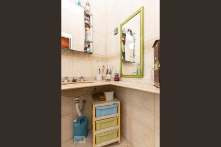 Casa à venda com 500m², 4 quartos e 7 vagas Casa à venda com 500m², 4 quartos e 7 vagasBanheiro suíte