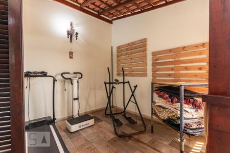 Casa à venda com 500m², 4 quartos e 7 vagas Casa à venda com 500m², 4 quartos e 7 vagasÁrea de ginastica