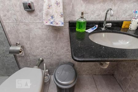 Casa à venda com 500m², 4 quartos e 7 vagas Casa à venda com 500m², 4 quartos e 7 vagasBanheiro 2