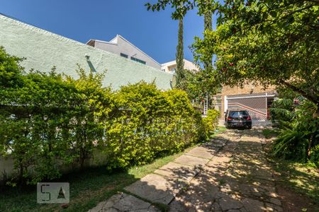 Casa à venda com 500m², 4 quartos e 7 vagas Casa à venda com 500m², 4 quartos e 7 vagasJardim