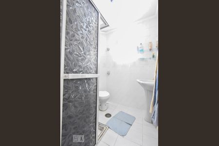 Casa à venda com 150m², 3 quartos e 2 vagasBanheiro