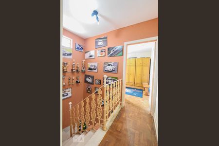 Casa à venda com 150m², 3 quartos e 2 vagasCorredor