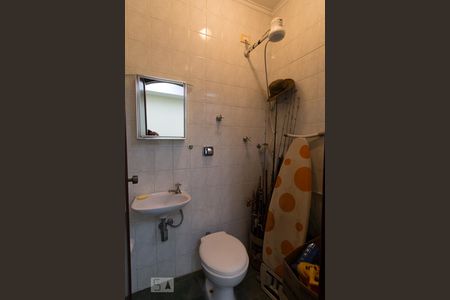 Casa à venda com 183m², 4 quartos e 3 vagasBanheiro de Serviço