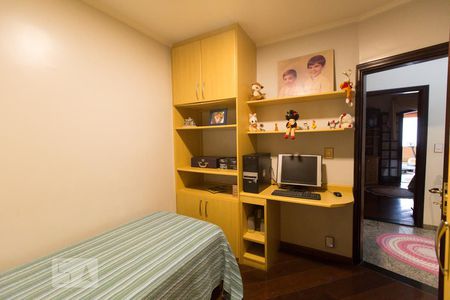 Casa à venda com 183m², 4 quartos e 3 vagasQuarto 3