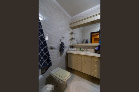 Casa à venda com 183m², 4 quartos e 3 vagasBanheiro da Suíte