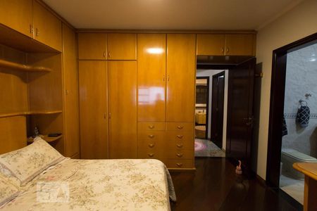 Casa à venda com 183m², 4 quartos e 3 vagasSuíte