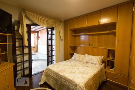 Casa à venda com 183m², 4 quartos e 3 vagasSuíte