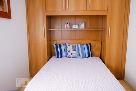 Quarto 1 de apartamento para alugar com 3 quartos, 73m² em Vila Paranaguá, São Paulo