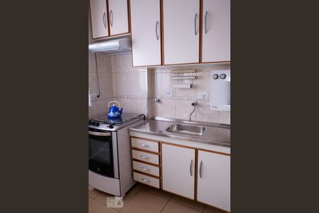 Apartamento à venda com 73m², 3 quartos e 2 vagas Apartamento à venda com 73m², 3 quartos e 2 vagasCozinha
