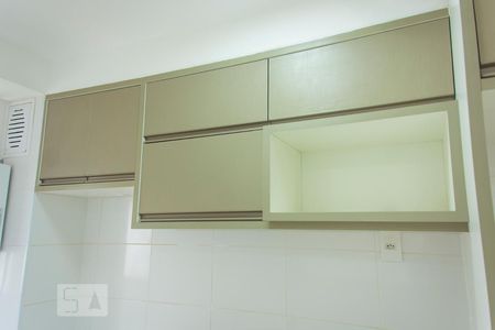 Apartamento para alugar com 90m², 3 quartos e 2 vagas Apartamento para alugar com 90m², 3 quartos e 2 vagasArmário da cozinha