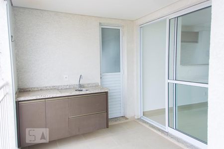 Detalhes da varanda de apartamento para alugar com 3 quartos, 90m² em Parque das Nações, Santo André