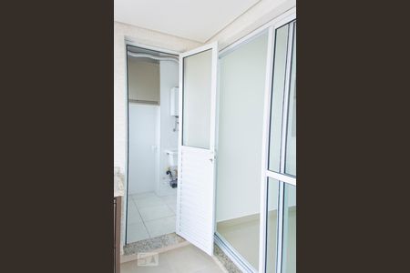 Detalhes da varanda de apartamento para alugar com 3 quartos, 90m² em Parque das Nações, Santo André