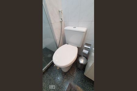 Apartamento à venda com 60m², 2 quartos e 2 vagasBanheiro Corredor