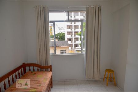 Quarto 1 de apartamento para alugar com 2 quartos, 50m² em Catete, Rio de Janeiro