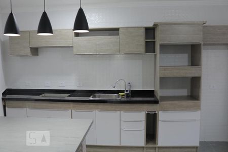 Cozinha de casa para alugar com 2 quartos, 80m² em Vila Moreira, São Paulo