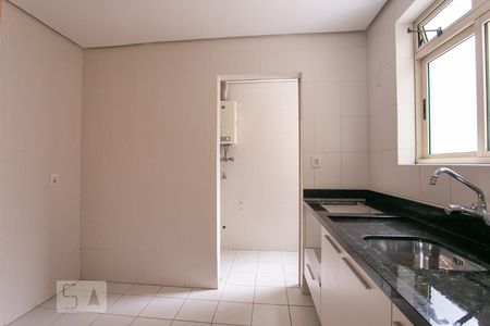 Apartamento para alugar com 90m², 2 quartos e sem vagaCozinha