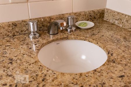 Detalhe de apartamento para alugar com 2 quartos, 90m² em Menino Deus, Porto Alegre