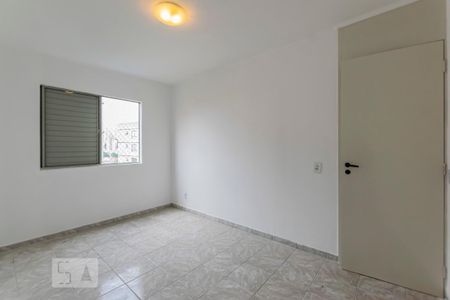 Quarto 1 de apartamento para alugar com 2 quartos, 61m² em Jardim Santa Emília, São Paulo