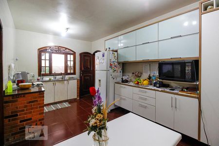 Casa à venda com 500m², 3 quartos e 6 vagasCozinha