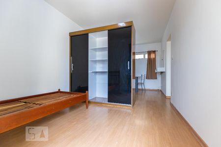 Studio para alugar com 42m², 1 quarto e sem vagaQuarto