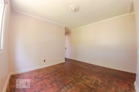 Sala de apartamento para alugar com 1 quarto, 48m² em Rubem Berta, Porto Alegre