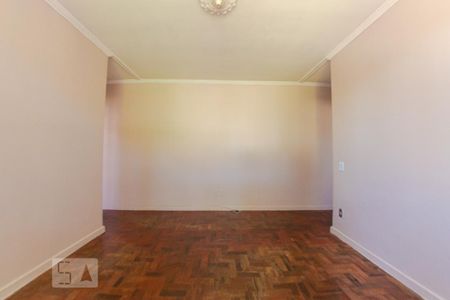 Sala de apartamento para alugar com 1 quarto, 48m² em Rubem Berta, Porto Alegre