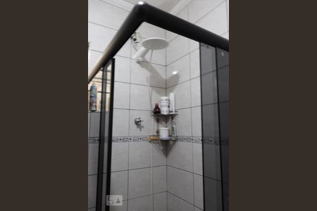 Casa à venda com 120m², 3 quartos e 2 vagasBanheiro