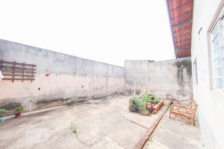 Casa à venda com 120m², 3 quartos e 2 vagasQuintal