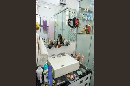 Apartamento à venda com 117m², 3 quartos e sem vagaBanheiro da Suíte