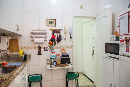 Apartamento à venda com 117m², 3 quartos e sem vagaCozinha