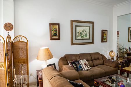 Apartamento à venda com 117m², 3 quartos e sem vagaSala