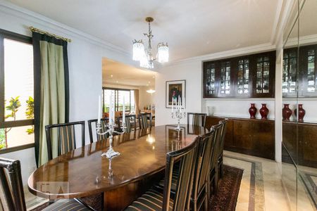 Apartamento para alugar com 223m², 3 quartos e 4 vagas Apartamento para alugar com 223m², 3 quartos e 4 vagasSala 3