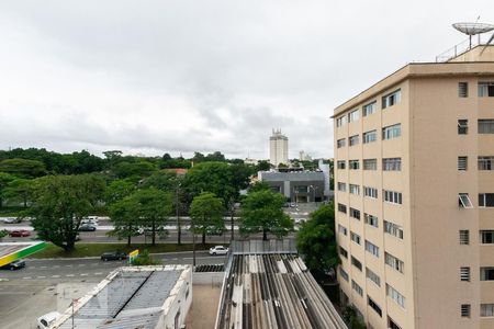 Apartamento para alugar com 223m², 3 quartos e 4 vagas Apartamento para alugar com 223m², 3 quartos e 4 vagasVista