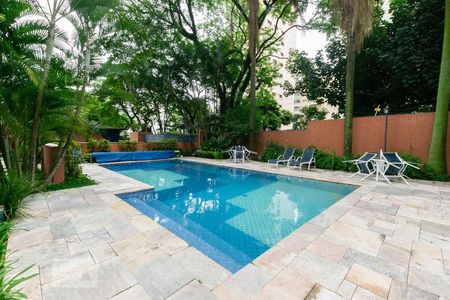 Apartamento para alugar com 223m², 3 quartos e 4 vagas Apartamento para alugar com 223m², 3 quartos e 4 vagasPiscina