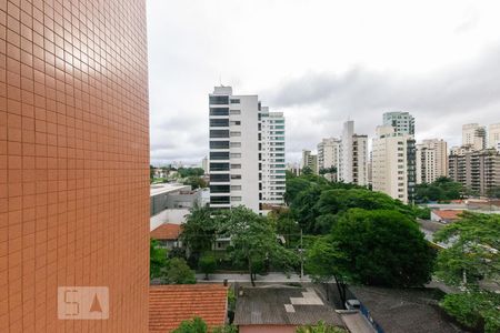 Apartamento para alugar com 223m², 3 quartos e 4 vagas Apartamento para alugar com 223m², 3 quartos e 4 vagasVista