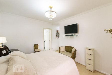 Apartamento para alugar com 223m², 3 quartos e 4 vagas Apartamento para alugar com 223m², 3 quartos e 4 vagasQuarto 1 - Suíte