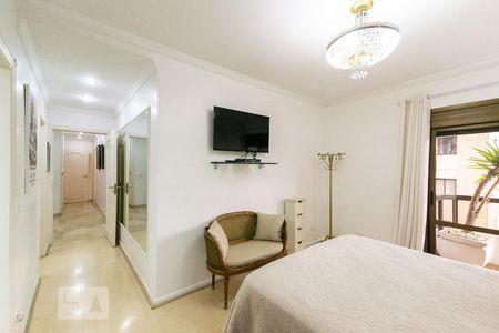 Apartamento para alugar com 223m², 3 quartos e 4 vagas Apartamento para alugar com 223m², 3 quartos e 4 vagasQuarto 1 - Suíte